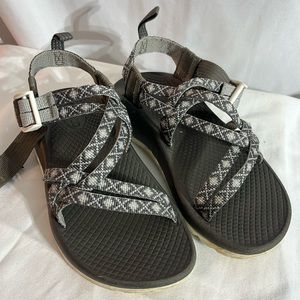 Chaco’s (kids) size 13 grey and white